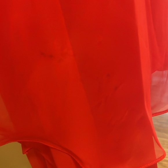 GUC - Flash by Mac Duggal Beaded Formal Gown in Sz 4 - Picture 15 of 15